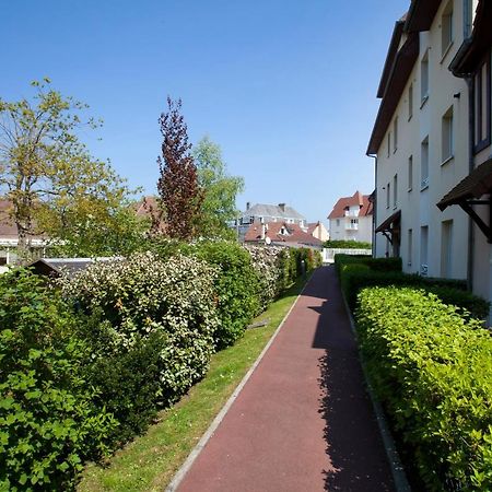 Residence Neptune Proche Plage Merville-Franceville-Plage Exterior foto