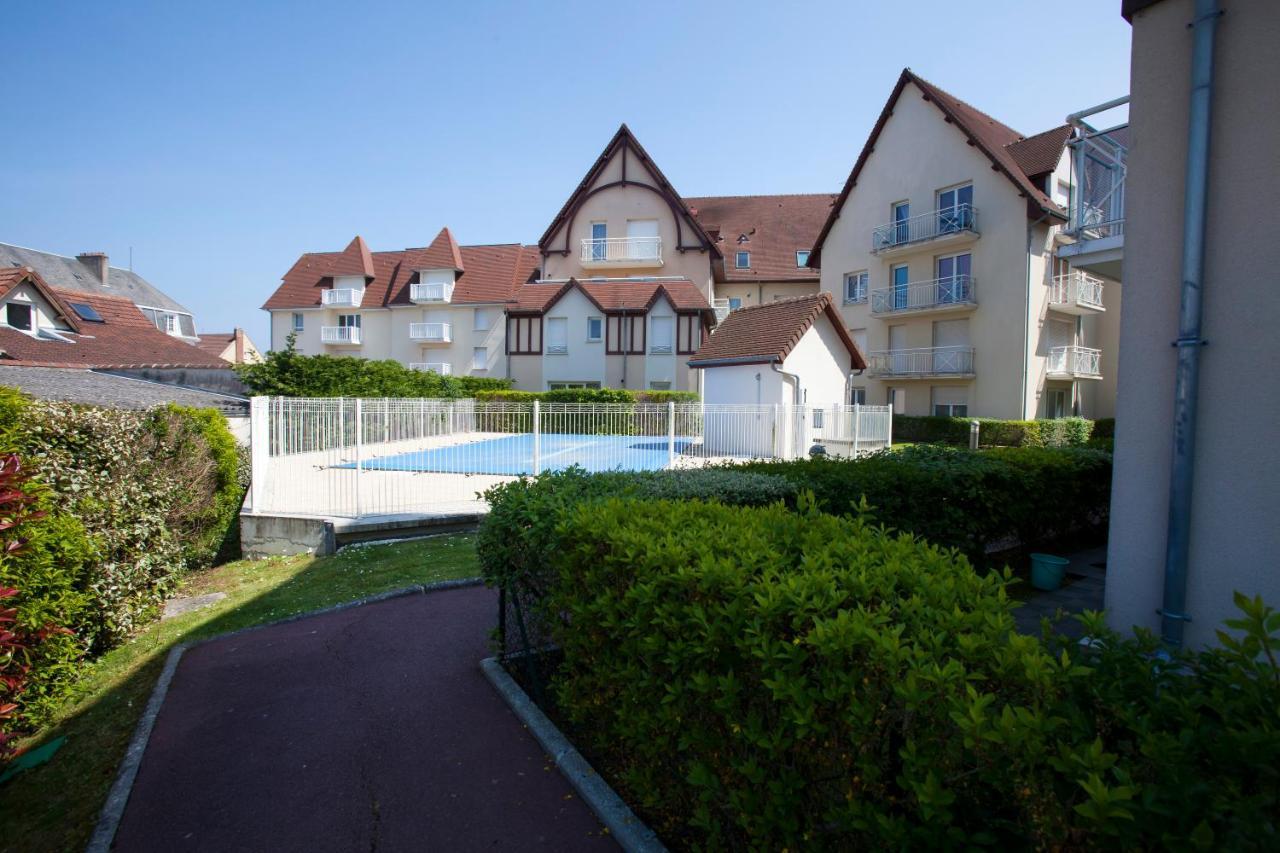 Residence Neptune Proche Plage Merville-Franceville-Plage Exterior foto